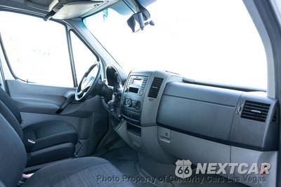 2017 Mercedes-Benz Sprinter 2500 Worker Cargo Van High Roof 170.3" WB - zdjęcie 38 z 50 - miniatura