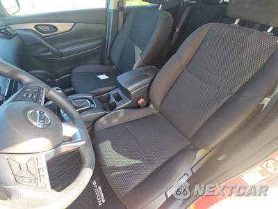 2019 Nissan Rogue Sport S - zdjęcie 7 z 35 - miniatura