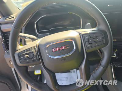 2025 GMC Sierra 1500 AT4 Crew Cab Short Bed 4SB - zdjęcie 10 z 20 - miniatura