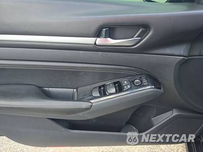 2021 Nissan Altima SL - zdjęcie 9 z 22 - miniatura
