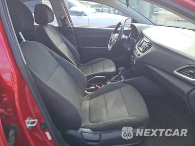 2020 Hyundai Accent SE - zdjęcie 8 z 27 - miniatura