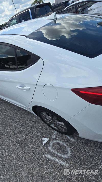 2017 Hyundai Elantra Value Edition Sedan - zdjęcie 20 z 26 - miniatura