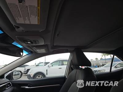 2018 Toyota Camry LE - zdjęcie 18 z 21 - miniatura