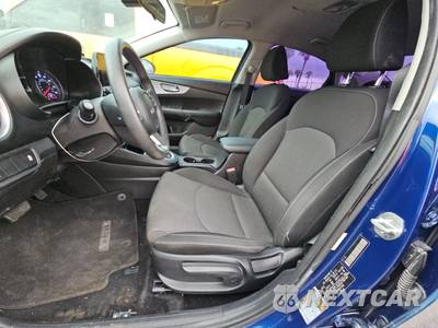 2022 Kia Forte LXS - zdjęcie 7 z 29 - miniatura