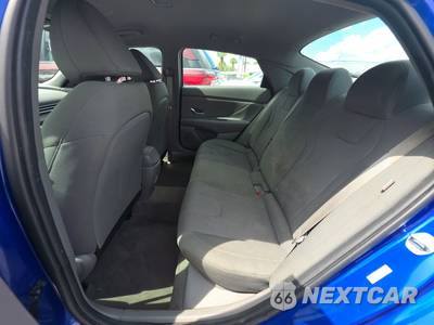 2025 Hyundai Elantra SE - zdjęcie 13 z 22 - miniatura