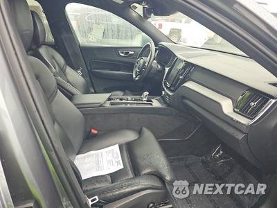2019 Volvo XC60 Plug-In Hybrid T8 Inscription - zdjęcie 8 z 26 - miniatura