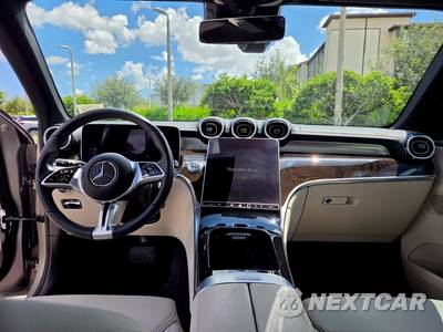 2023 Mercedes-Benz GLC 300 - zdjęcie 23 z 39 - miniatura