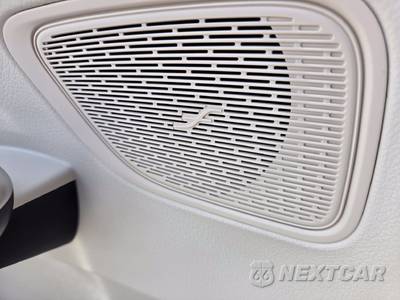 2023 Mercedes-Benz GLC 300 - zdjęcie 5 z 39 - miniatura