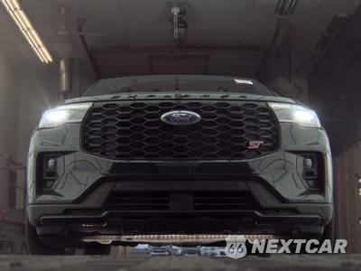 2025 Ford Explorer ST - zdjęcie 3 z 35 - miniatura