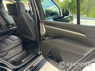 2025 Cadillac Escalade V-Series 1SD - zdjęcie 13 z 17 - miniatura