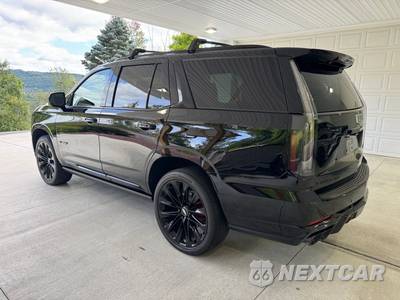 2025 Cadillac Escalade V-Series 1SD - zdjęcie 4 z 17 - miniatura