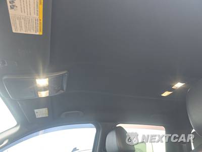 2021 Nissan TITAN PRO-4X Crew Cab Short Bed - zdjęcie 17 z 21 - miniatura