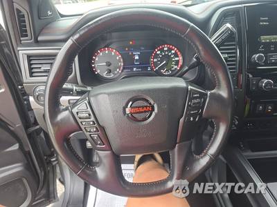 2021 Nissan TITAN PRO-4X Crew Cab Short Bed - zdjęcie 10 z 21 - miniatura