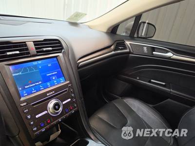 2020 Ford Fusion Energi Titanium - zdjęcie 11 z 25 - miniatura