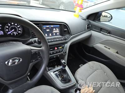 2017 Hyundai Elantra SE Sedan - zdjęcie 11 z 37 - miniatura