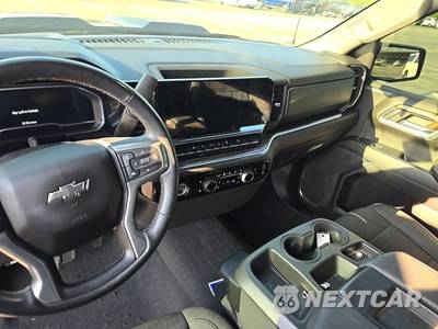 2023 Chevrolet Silverado 1500 LT Trail Boss Crew Cab Short Bed 2LT - zdjęcie 6 z 33 - miniatura