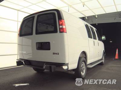 2025 GMC Savana 2500 Cargo Van 1WT 135.0" WB - zdjęcie 4 z 41 - miniatura