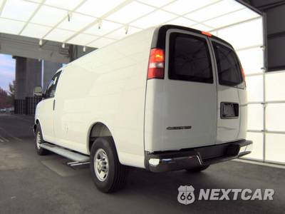 2025 Chevrolet Express 2500 Cargo Van 1WT 135.0" WB - zdjęcie 6 z 30 - miniatura
