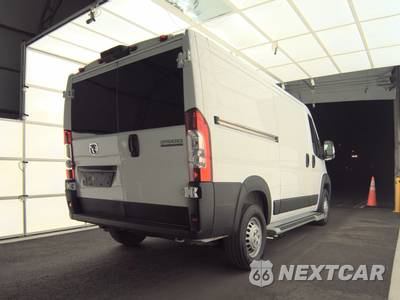 2025 Ram ProMaster 2500 Cargo Van Tradesman w/Passenger Seat Low Roof 136.0" WB - zdjęcie 4 z 37 - miniatura