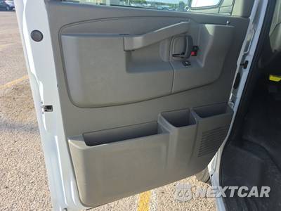 2025 Chevrolet Express 2500 Cargo Van 1WT 135.0" WB - zdjęcie 9 z 37 - miniatura
