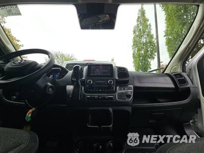 2025 Ram ProMaster 2500 Cargo Van Tradesman w/Passenger Seat Low Roof 136.0" WB - zdjęcie 11 z 26 - miniatura
