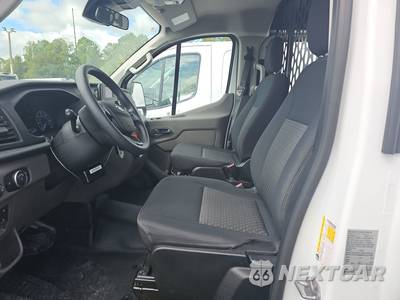 2025 Ford Transit 250 Cargo Van Low Roof 130.0" WB - zdjęcie 7 z 30 - miniatura