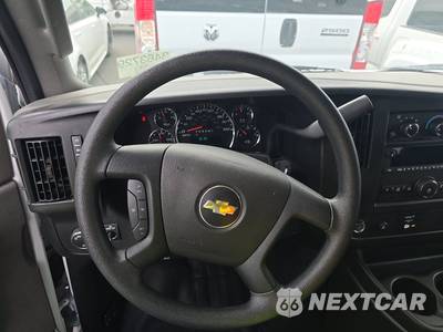 2025 Chevrolet Express 2500 Cargo Van 1WT 135.0" WB - zdjęcie 10 z 26 - miniatura