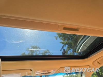 2015 Toyota Camry XLE - zdjęcie 17 z 29 - miniatura