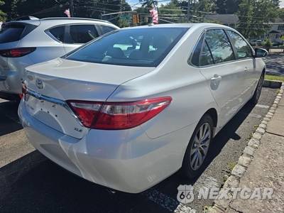 2015 Toyota Camry XLE - zdjęcie 4 z 29 - miniatura