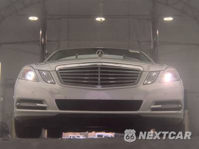 2012 Mercedes-Benz E 350 Sedan - zdjęcie 3 z 30 - miniatura