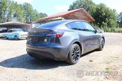 2020 Tesla Model Y Long Range - zdjęcie 5 z 20 - miniatura