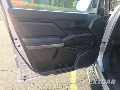 2026 Toyota 4Runner SR5 - zdjęcie 9 z 27 - miniatura