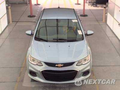 2018 Chevrolet Sonic LT Sedan 1SD - zdjęcie 2 z 20 - miniatura