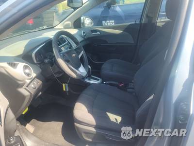 2018 Chevrolet Sonic LT Sedan 1SD - zdjęcie 7 z 20 - miniatura