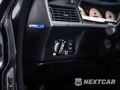 1990 Mercedes-Benz 190 Series - zdjęcie 36 z 46 - miniatura