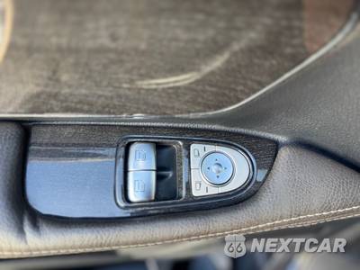 2020 Mercedes-Benz Metris Passenger Van 126.0" WB - zdjęcie 68 z 84 - miniatura