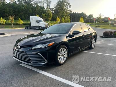 2021 Toyota Camry LE - zdjęcie 2 z 14 - miniatura