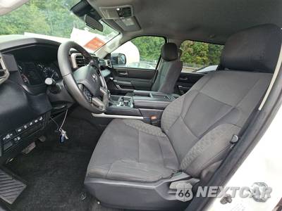 2023 Toyota Tundra SR5 Crew Cab Short Bed - zdjęcie 7 z 26 - miniatura