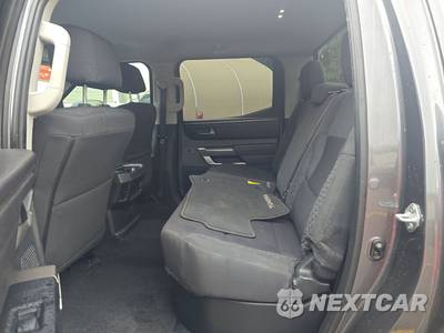 2023 Toyota Tundra SR5 Crew Cab Short Bed - zdjęcie 13 z 32 - miniatura
