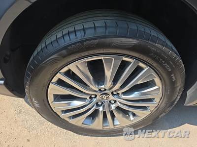 2022 Toyota Venza Limited - zdjęcie 10 z 23 - miniatura