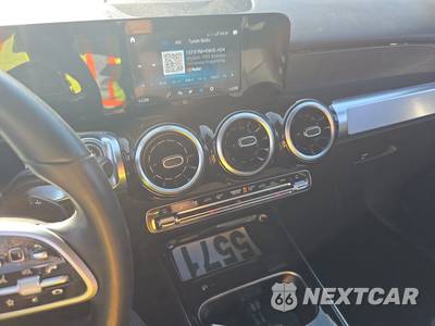 2020 Mercedes-Benz GLB 250 4MATIC - zdjęcie 11 z 27 - miniatura