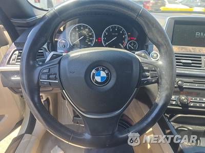 2012 BMW 6 Series Convertible 650i - zdjęcie 10 z 25 - miniatura