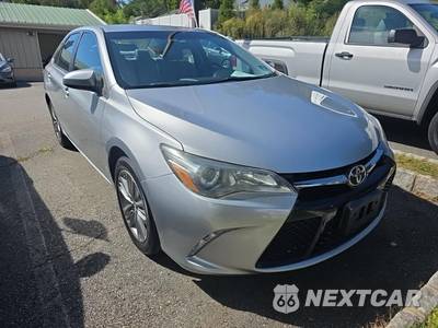 2016 Toyota Camry SE - zdjęcie 3 z 25 - miniatura