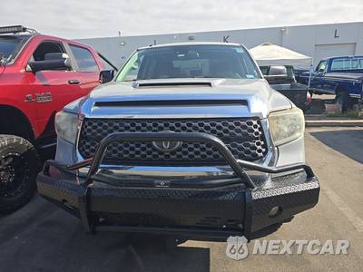 2019 Toyota Tundra SR5 Crew Cab Short Bed - zdjęcie 2 z 29 - miniatura