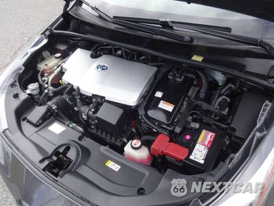 2017 Toyota Prius Four - zdjęcie 18 z 26 - miniatura
