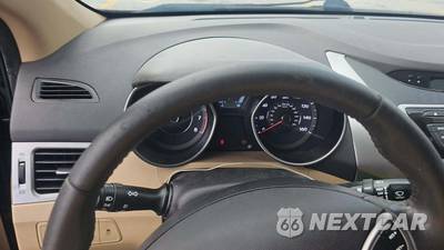 2013 Hyundai Elantra Limited Sedan - zdjęcie 25 z 37 - miniatura