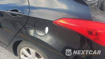 2013 Hyundai Elantra Limited Sedan - zdjęcie 27 z 37 - miniatura