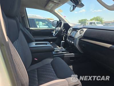 2019 Toyota Tundra SR5 Crew Cab Short Bed - zdjęcie 8 z 37 - miniatura