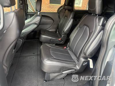 2026 Chrysler Pacifica Select 121.6" WB - zdjęcie 9 z 24 - miniatura