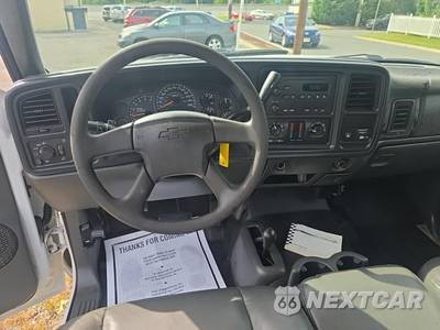2004 Chevrolet Silverado 2500HD WT Extended Cab Long Bed 1SW w/Rear Doors - zdjęcie 14 z 21 - miniatura